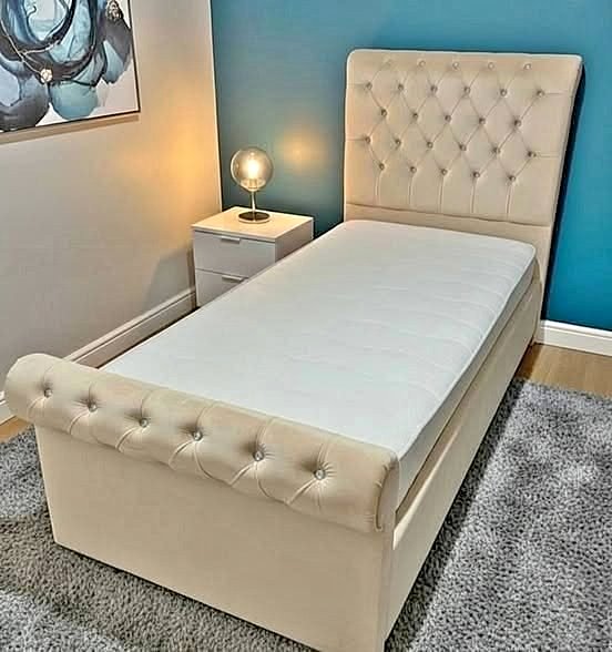 Classic Single Sleigh Bed
